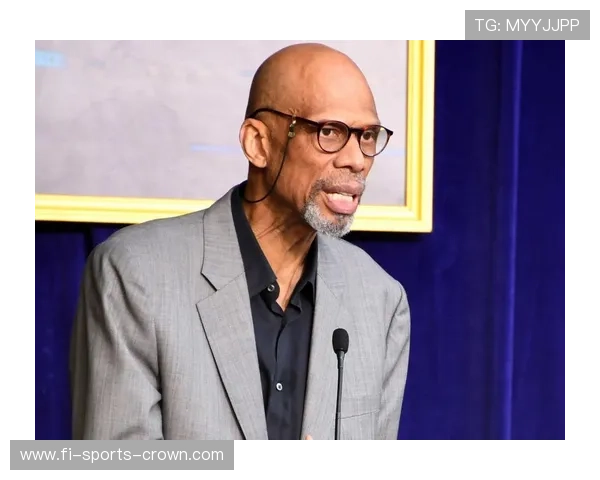 卡里姆·阿布杜尔-贾巴尔单打得分稳定超越众多内线传奇