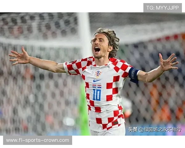 国家德比对阵巴萨中场：莫德里奇的经典表现