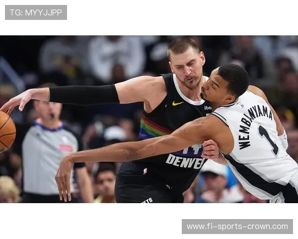 文班亚马挡拆拉开空间对比约基奇更具转换威胁