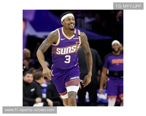 布拉德利·比尔突破创造多次空位三分机会显著提升球队得分效率